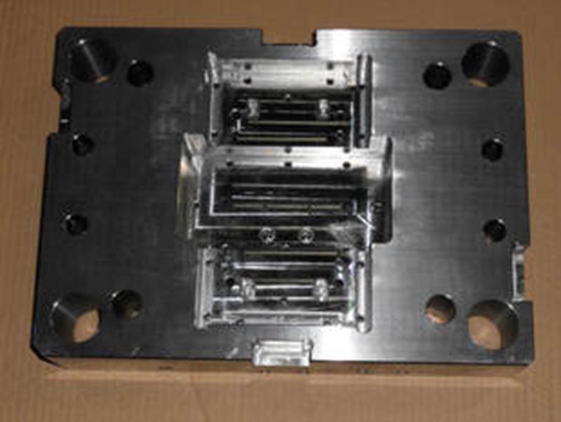 苏尼特左旗精密塑料模-06